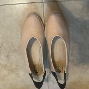 Vionic Beige/Nude Slip-On Espadrille Flats